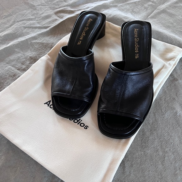 *SOLD* AUTH ACNE Studio leather mules - Picture 8 of 10